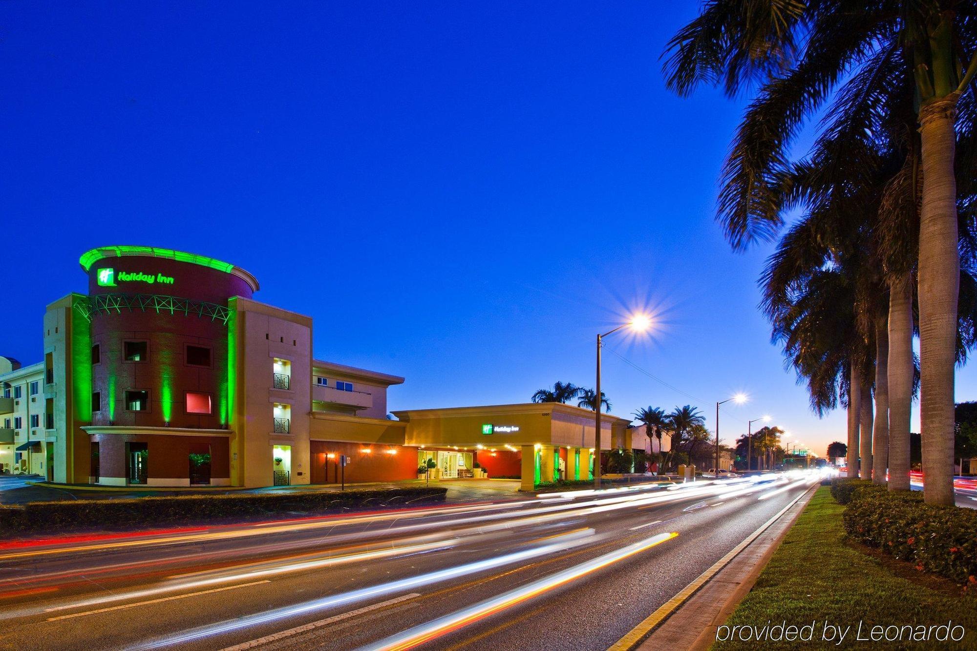 Holiday Inn Coral Gables / University מראה חיצוני תמונה